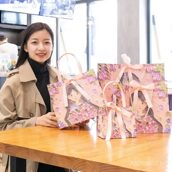 Linda sacola de presente com pintura a óleo de deusa para aniversário, sacola artística, embalagem requintada para buquê