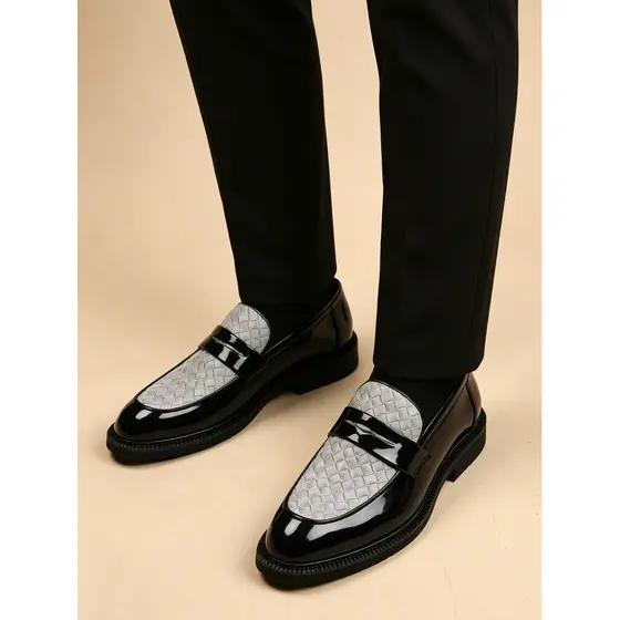 Mocassins masculinos britânicos de couro envernizado brilhante, mocassins casuais de negócios, aumento interno