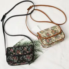 Bolsa mensageiro feminina estilo Retro Floral novo estilo nicho feminino High-End Flip pequeno saco All-Match um ombro p