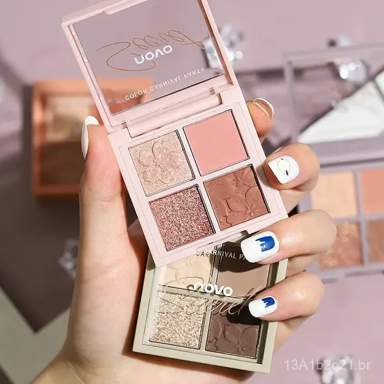 NOVO Nova Paleta de Sombras de Quatro Cores para Estudantes Femininas, Popular em Transmissões ao Vivo e entre Influenci