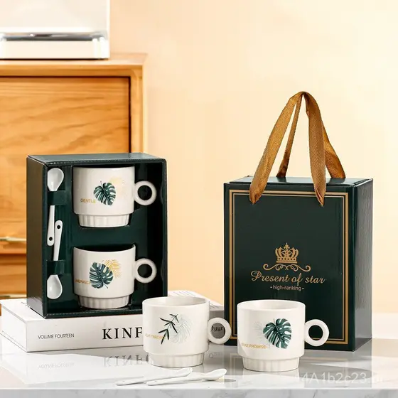 Caneca de cerâmica criativa para lembrança, caixa de presente com canecas combinando para casal de noivos, caneca person