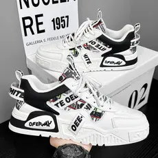 Sapatos masculinos brancos pequenos primavera inverno respirável 2026 novo estilo Street Wear esportes de sola grossa tê