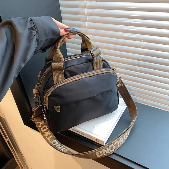 Luz de luxo impresso estilo étnico 2026 novo estilo feminino de um ombro mensageiro All-Match saco do mensageiro literár