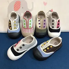 Primavera outono crianças tênis meninos Retro pano sapatos meninas cor combinando All-Match sapatos casuais do bebê sapa