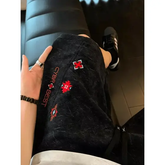 Estilo americano Tie-Dye bordado corte Diagonal Shorts masculino verão Street Wear solto calças esportivas juventude Cas