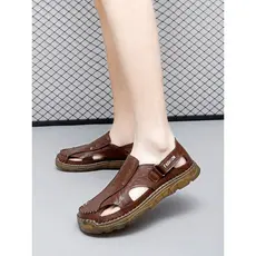 Homens tamanho grande Casual Toe-coberto sandálias masculinas verão respirável oco Velcro sapatos de praia confortáveis
