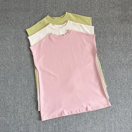2026 verão novo estilo cor sólida em torno do pescoço moda Casual mais magro olhar curto topo All-Match elegante manga v