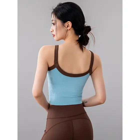 Camisola de yoga de cor contrastante feminina com almofada no peito esportes de verão correndo Fitness Pilates topo pode
