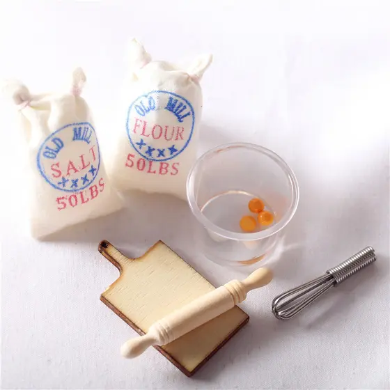 Casa de bonecas em miniatura cozinha comida brinquedos farinha saco de sal batedor de ovo rolo modelo adereços de tiro