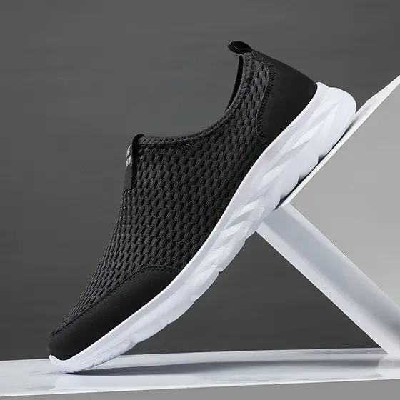 Sapatos de malha de tamanho grande masculino verão respirável estilo fino 45 branco 46 leve 47 verão deslizamento-On esp