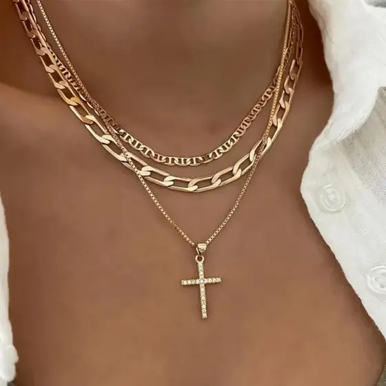 Colar feminino com cruz, colar de ouro requintado, adequado para usar em camadas, colar de corrente plana com design de