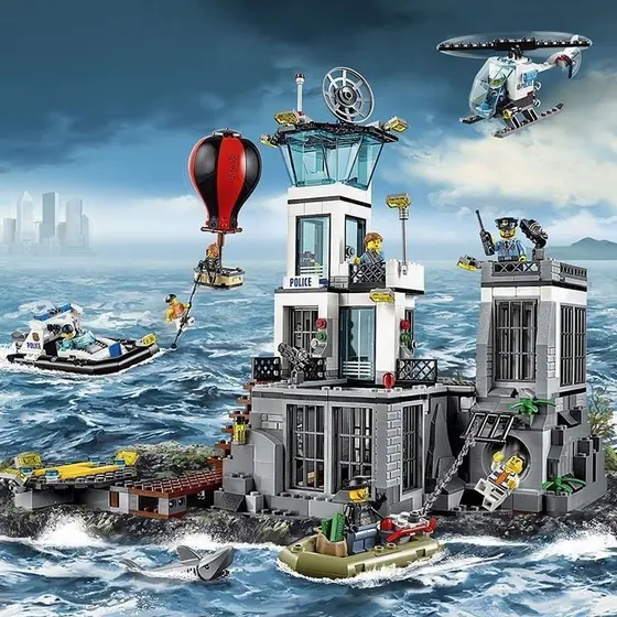 1080 pçs Lego blocos de construção cidade série mar prisão ilha Escape engenharia veículo escavadeira helicóptero menino