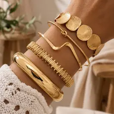5 Peças De Pulseiras De Metal Dourado Inspiradas Em Vintage Da Moda , Geométricas Exageradas , Designs De Punho Aberto V