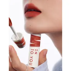 INTOYOU lama labial cor Nude heroína névoa de água esmalte labial fosco veludo creme labial Huang Zihongfan batom de cor