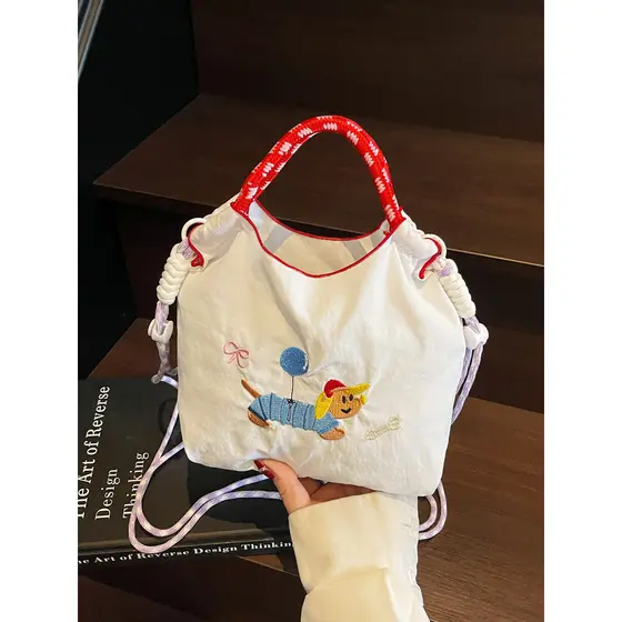 Japonês ballchain bonito Dachshund cão bordado Mini saco do mensageiro feminino verão Wear saco de mão do telefone móvel