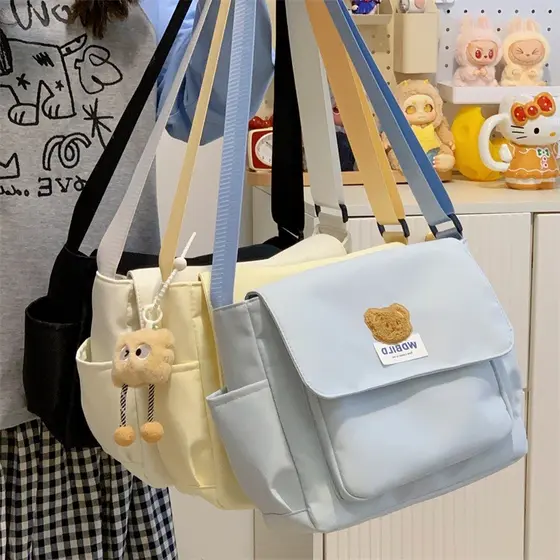 Bolsa Feminina Tiracolo Kawaii Ursinho Coreano Grande Capacidade Escolar Moda Jovem Transversal Casual