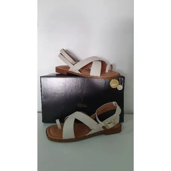Vizzano Sandália Rasteira Pelica Branco Off Macio e Confortavel Dia a Dia 6463107