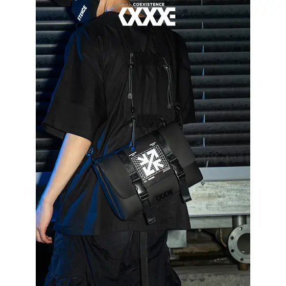 COEXISTENCE2022s Trendy Youth Street Estilo funcional de um ombro Bolsa mensageiro exclusiva de grande capacidade 32100