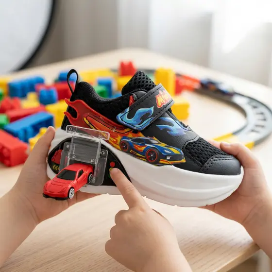 Tênis Infantil Carrinho Meninos Meninas Carrinho Hot Produto Premium Com Compartimento Pro Carrinho Que Já Vem Incluso