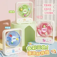2026 novo estilo colorido ventilador de mesa dormitório escritório carregamento USB dormitório estudante escritório pequ