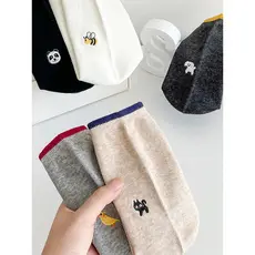 [Pacote de 5 pares] Mulher pura fofa bordada Moda algodão puro bonito usar meias cano médio desenho animado feminino