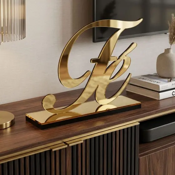 Palavra Decorativa Fé Espelhada Dourada - Decoração Luxo e Inspiração para Casa e Escritório