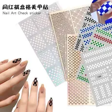 Acessórios para unhas com padrão xadrez azul Klein, adesivos em formato de diamante, decalques de unhas com listras vaza