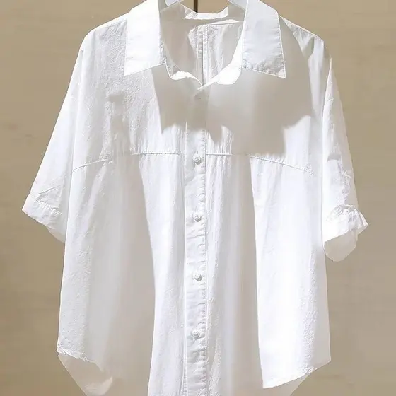 [Produto em estoque pronto Entrega no mesmo dia] Camisa branca de manga curta feminina 2026 Verão Novo estilo Versão cor