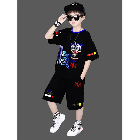 Roupas infantis meninos verão 2026 novo estilo bonito menino Shorts de manga curta roupas de verão do bebê terno das cri