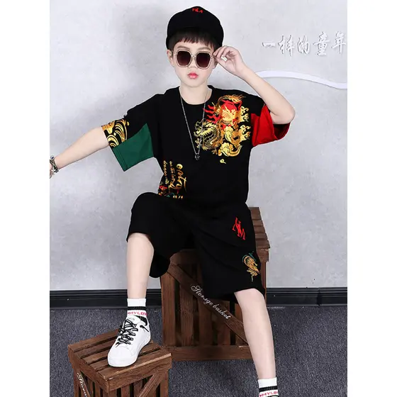Bonito moda 2026 novo estilo roupas infantis meninos terno de verão Shorts de manga curta roupas de menino Super quente