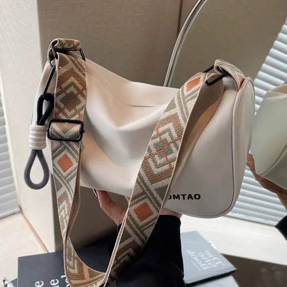 Bolsa bolsa transversal feminino Bolsa de lona Casual de grande capacidade feminina 2026 novo estilo elegante All-Match