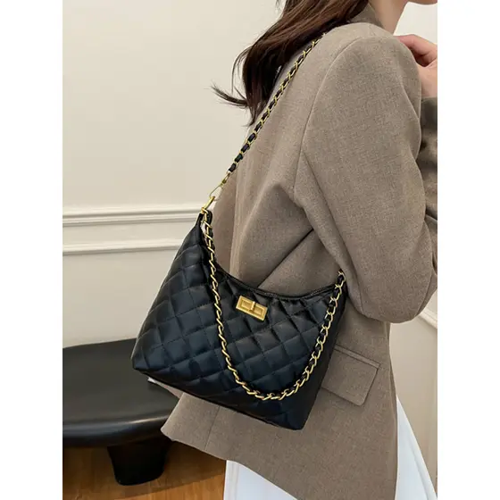 Bolsa de corrente de diamante feminina primavera verão 2026 novo estilo moda nicho Design Casual textura High-End bolsa 