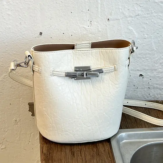 Japão Japão Japão ≈Revestimento Bolsa Commuter Feminina 2026 Novo Estilo Verão Bolsa Mensageiro de Um Ombro