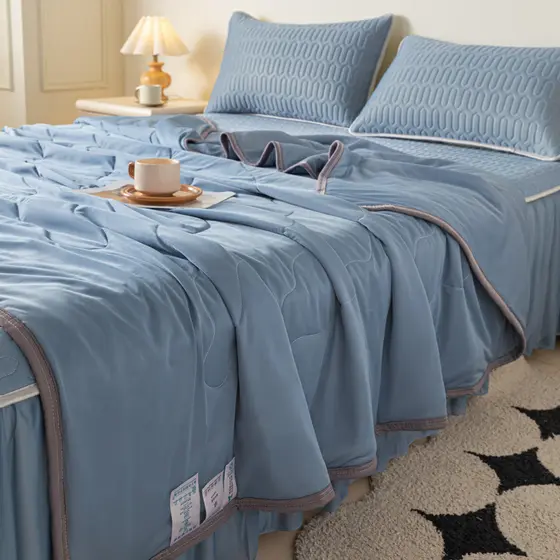 Saia de cama estilo látex tapete legal verão colcha legal três conjunto de quatro peças cor sólida tapete de seda gelo c