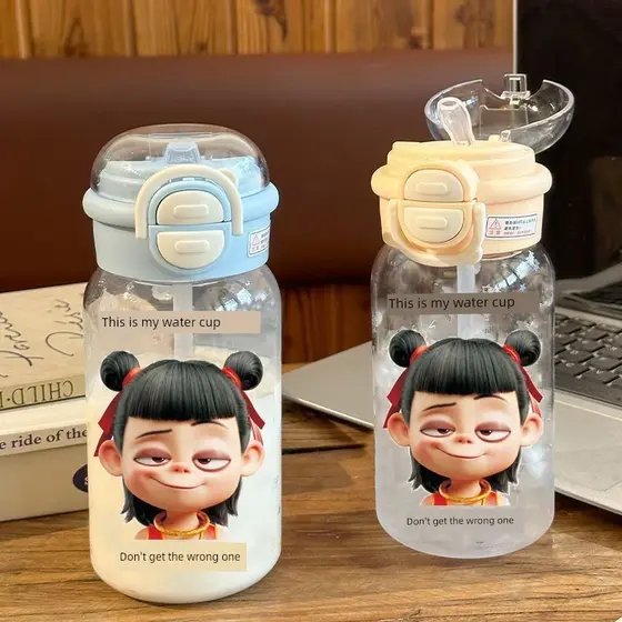 garrafa de agua infantil garrafa de água infantil garafa de agua infantil Novo Nezha verão copo de de água