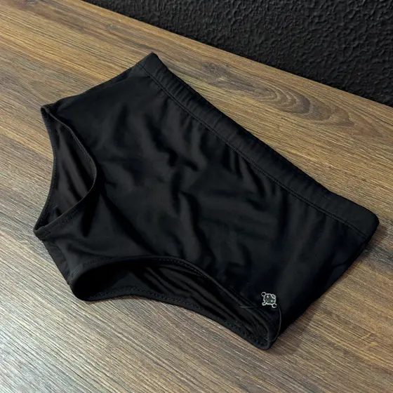 Sunga Lisa Preta Adulto Moda Praia Tradicional Proteção UV Preto Branco AntiCloro Forrada Tecido Lycra Premium