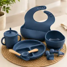 Kit Alimentação Bebê Silicone 8 Peças com Ventosa Babador Prato Tigela Copo Talheres BLW