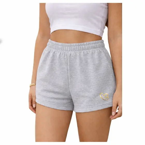 Short Moletom Feminino Com bolso Moletom Super Confortável Envio imediato Coração
