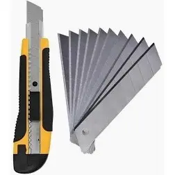 Estilete com 11 Lâminas 18mm Emborrachado - Ranger