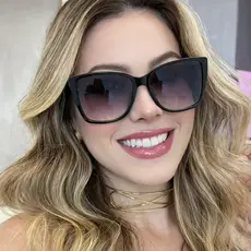 Óculos de Sol Feminino GRANDE Charmoso Proteção UV400 Com Estojo