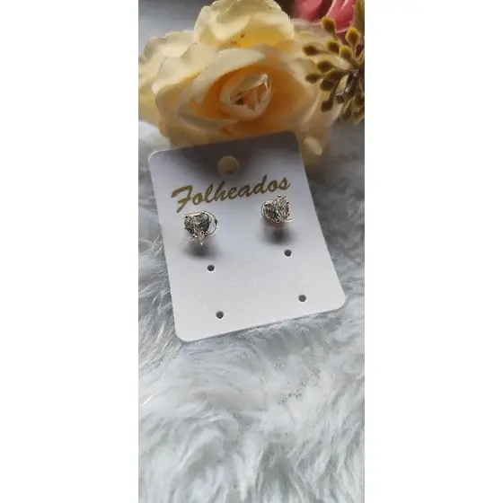 Ponto de luz de coração/ brinco delicado/brinco pequeno/brinco de coração/ brinco feminino