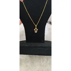 Corrente/colar/ chover com pingente menina menininha rosa folheado dourado