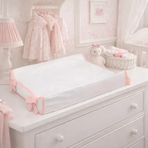 Trocado americano anatômico para cômoda quartinho de bebê