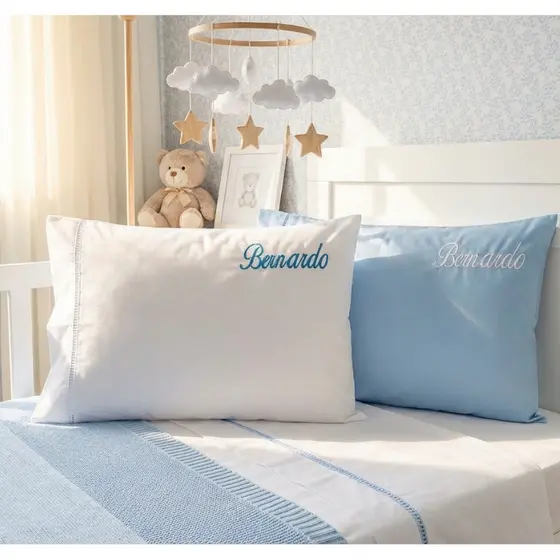 Fronha Para Travesseiro Bordado Com Nome Personalizado , Capa para Travesseiro 0,50 cm X 0,70cm Adulto ou Infantil