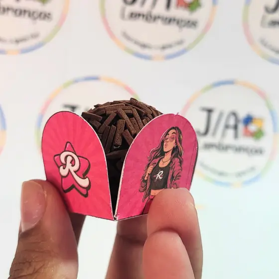 Forminha De Brigadeiro Emily Vick, Dos Rosa
