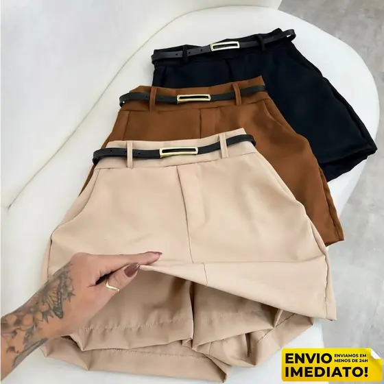 Short Saia Alfaiataria Feminina com Cinto e Bolsos