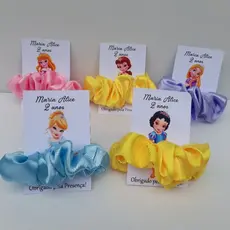 Kit Lembrancinha Infantil Princesas Baby  Xuxinha de Cetim  Com Tag Personalizada
