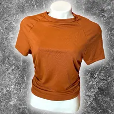 Camisa feminina canelada manga curta
