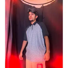 Camisa gola polo preta quadriculada