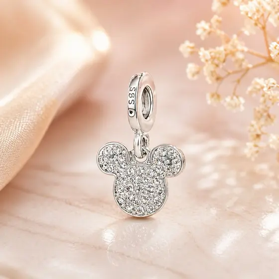 Berloque Strass Brilhante - Banhado a Prata 925 - Presente Feminino
